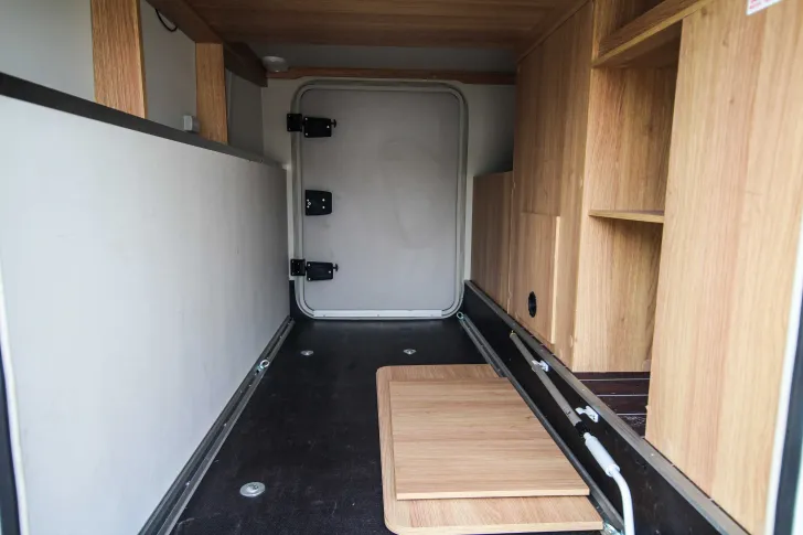 Fahrzeugbild Knaus Sky TI 650 MEG Platinum Selection S7-Fenster | Trittstufe #13