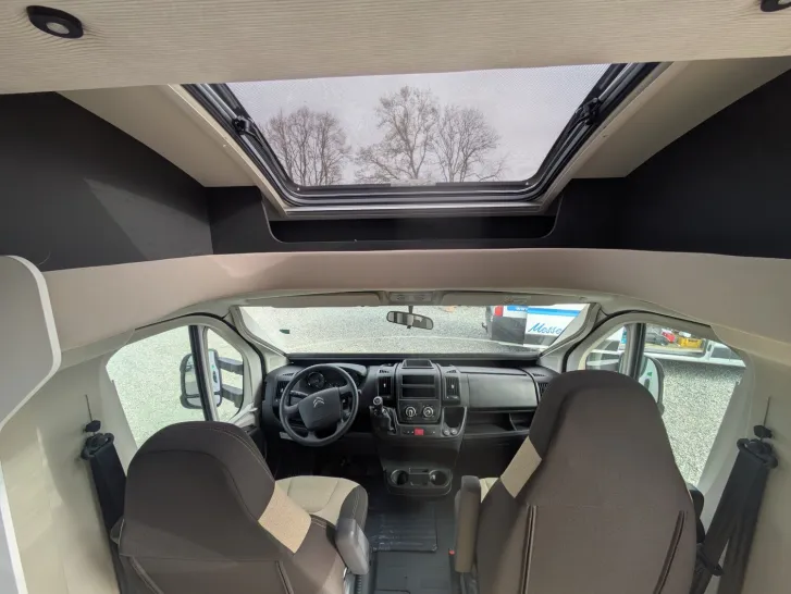 Fahrzeugbild Forster T FT669EB 140PS/Isofix/Travel-Line-Paket/Markise/Radträger/Radio #6