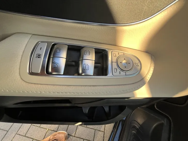 Fahrzeugbild Mercedes-Benz Marco Polo V-Klasse 300 D Edition #10