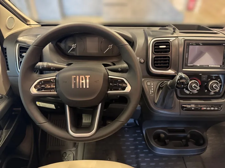 Fahrzeugbild Bürstner B66 C 600 #6