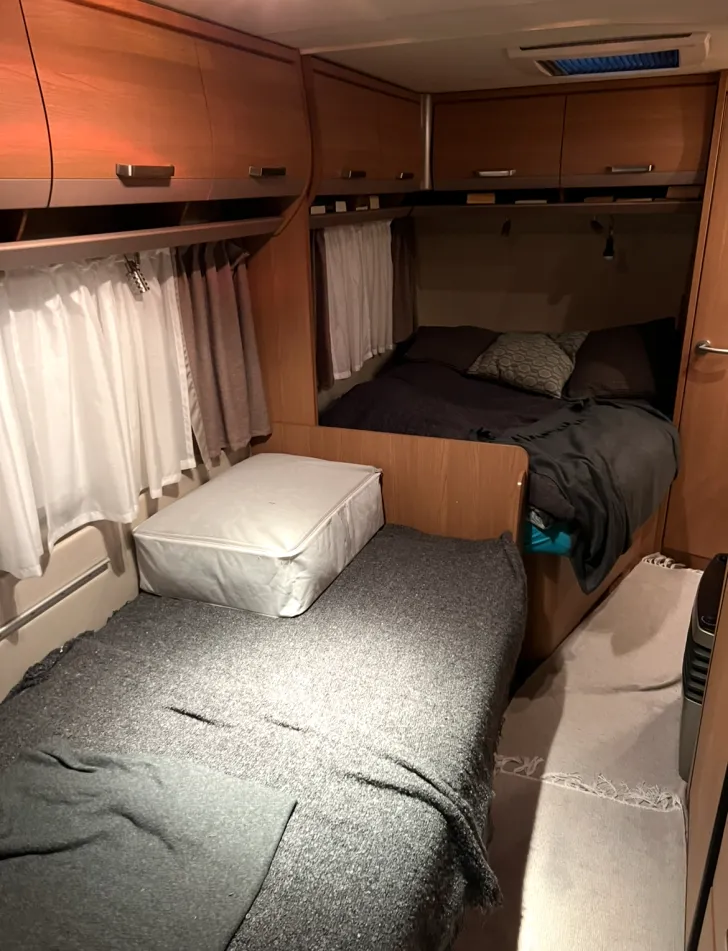 Grundriss Nacht Knaus Sport 400