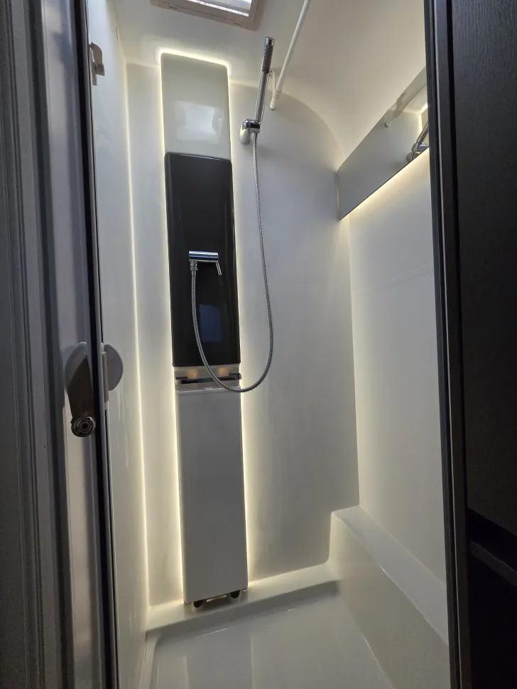 Fahrzeugbild Adria Alpina 753 HT #6