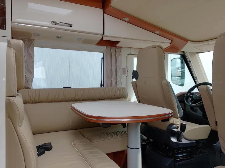 Fahrzeugbild Carthago chic c-line I 4.9 LE Tageszulassung #9
