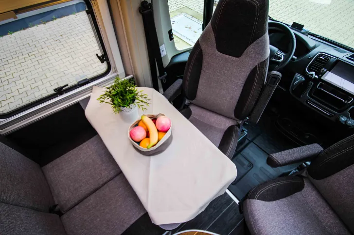 Fahrzeugbild Weinsberg CaraTour 600 ME Vollausstattung | Luftfederung #5