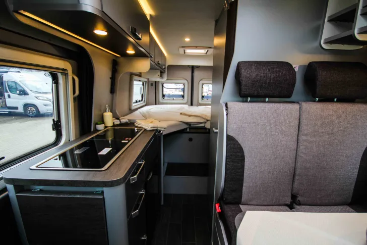 Fahrzeugbild Weinsberg CaraTour 600 ME Vollausstattung | Luftfederung #6