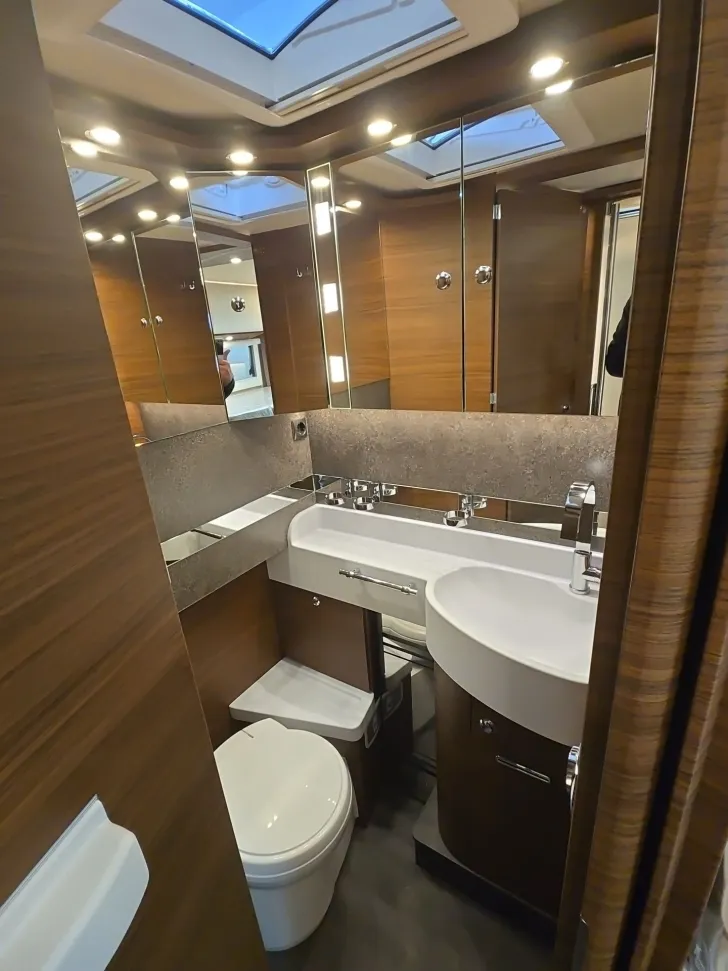 Fahrzeugbild Carthago C-LINE I 4.9 LE #10