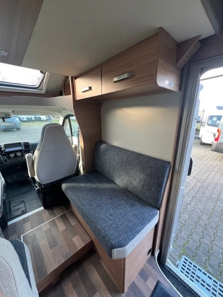 Fahrzeugbild Weinsberg CaraSuite 650 MF #7