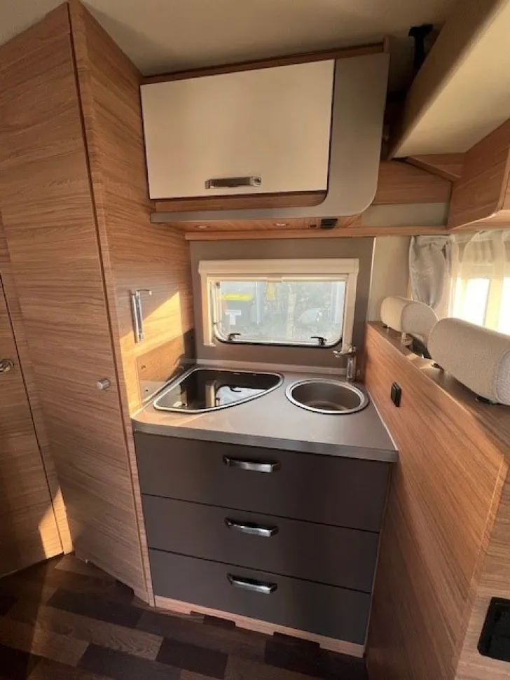 Fahrzeugbild Weinsberg CaraSuite 650 MF #8