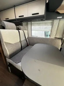 Fahrzeugbild Knaus L!VE I 700 MEG Verfügbar 11/26 #4