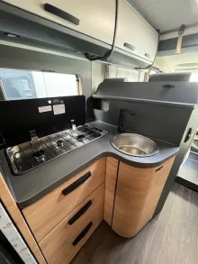 Fahrzeugbild Knaus L!VE I 700 MEG Verfügbar 11/26 #7