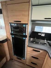 Fahrzeugbild Knaus L!VE I 700 MEG Verfügbar 11/26 #12