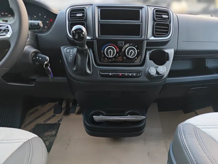 Fahrzeugbild Sunlight Adventure T 68C Citroen #9