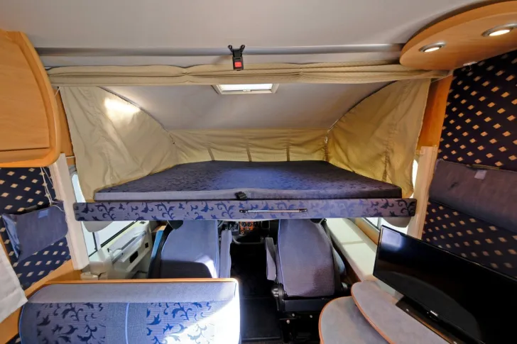 Fahrzeugbild Bürstner I 590 Elegance/Hubbett/Markise/Solar #10