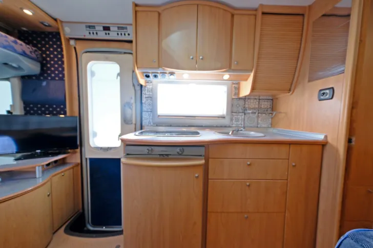 Fahrzeugbild Bürstner I 590 Elegance/Hubbett/Markise/Solar #11