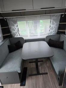 Fahrzeugbild Fendt Apero 465 TG GFK, Dusche, 1.800 KG #13
