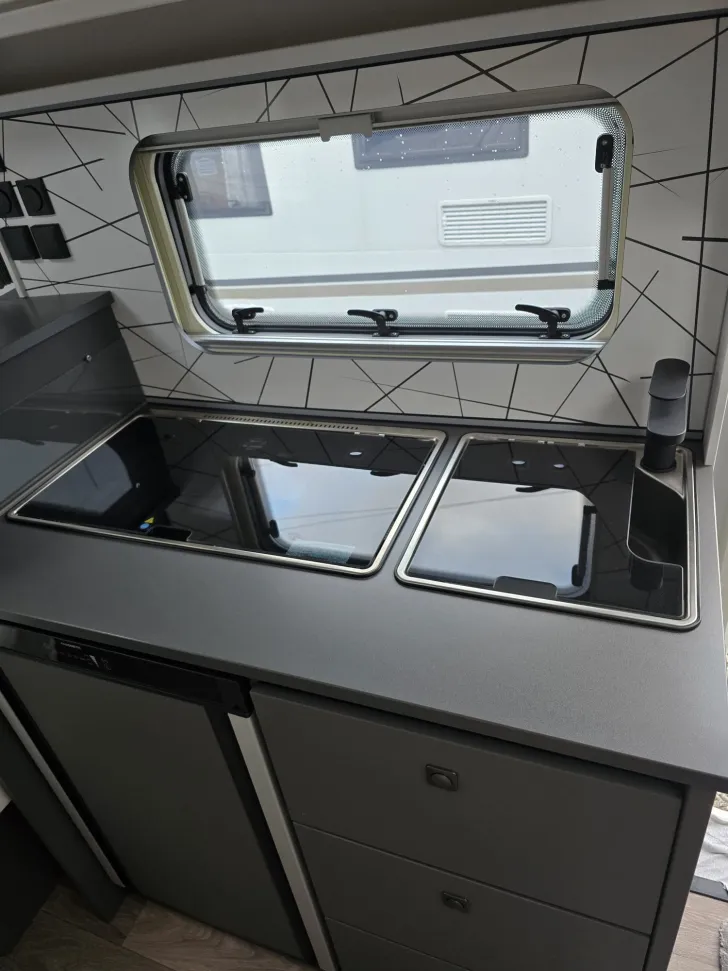 Fahrzeugbild Fendt Apero 465 TG GFK, Dusche, 1.800 KG #16