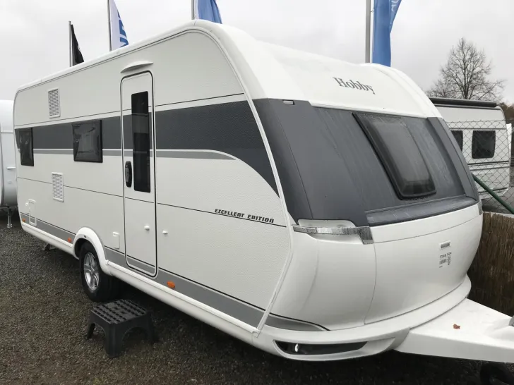 Fahrzeugbild Hobby Excellent Edition 545 KMF 2000kg; Garage; Mod.26 #3