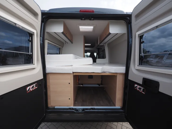 Fahrzeugbild Sunlight CLIFF 600, Multimedia ! Metallic ! Markise ! #4