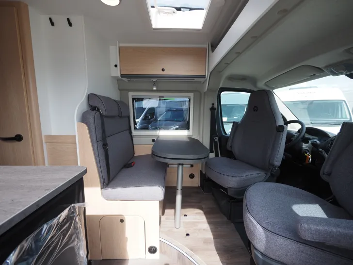 Fahrzeugbild Sunlight CLIFF 600, Multimedia ! Metallic ! Markise ! #7