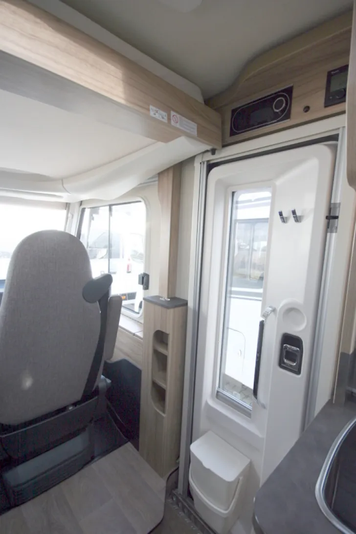 Fahrzeugbild Hymer Exsis-i 474 #8