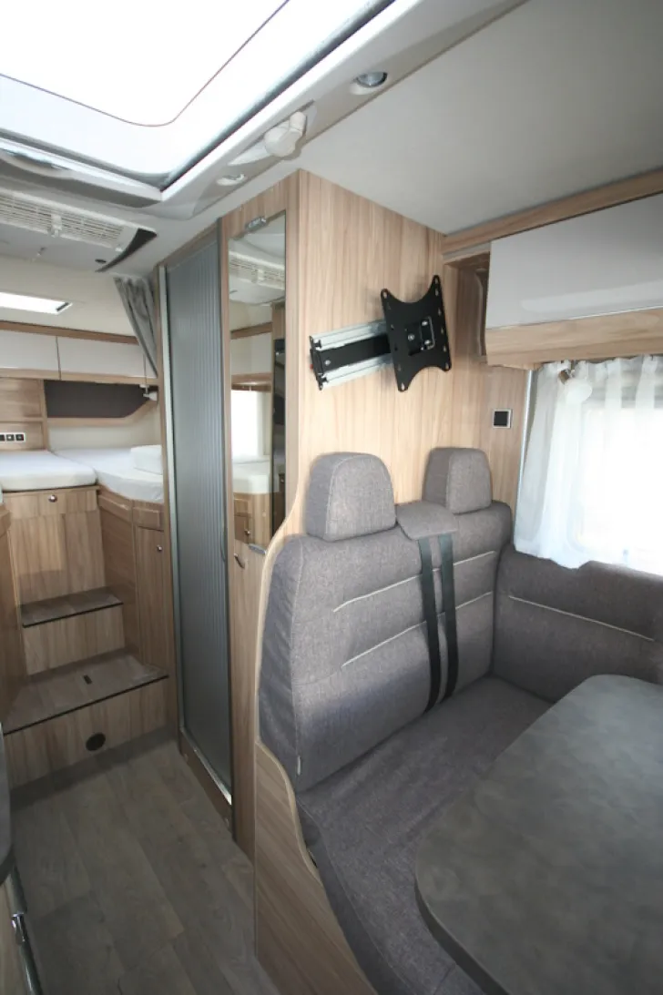 Fahrzeugbild Hymer Exsis-i 474 #17