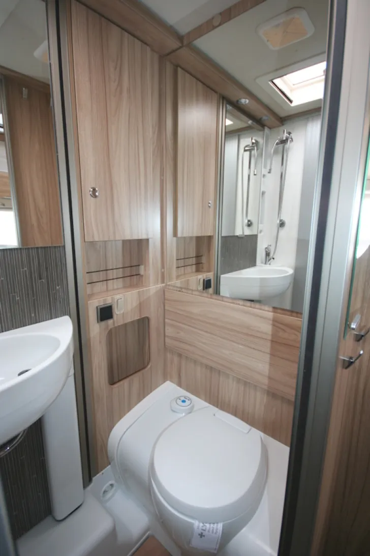 Fahrzeugbild Hymer Exsis-i 474 #22