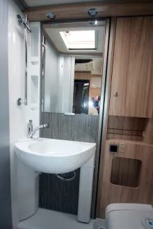 Fahrzeugbild Hymer Exsis-i 474 #24