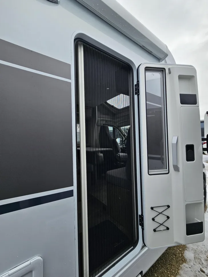 Fahrzeugbild Carado pro+ T 328 8GAutom|Hubbett|FiatDucato|Combi6E #27