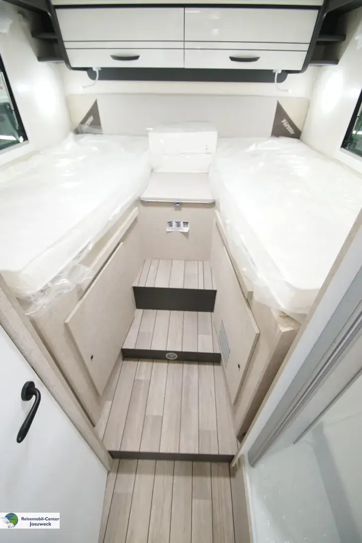 Fahrzeugbild Forster T 745 EB alle Pakete #14