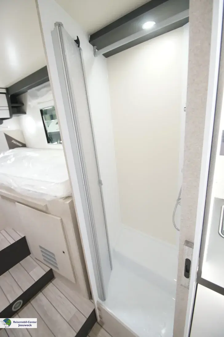 Fahrzeugbild Forster T 745 EB alle Pakete #16