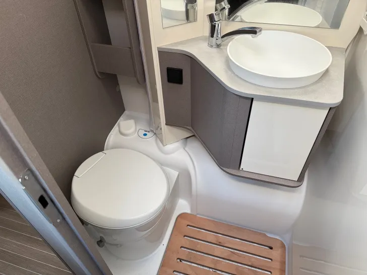 Fahrzeugbild Etrusco T 6.9 SB #10