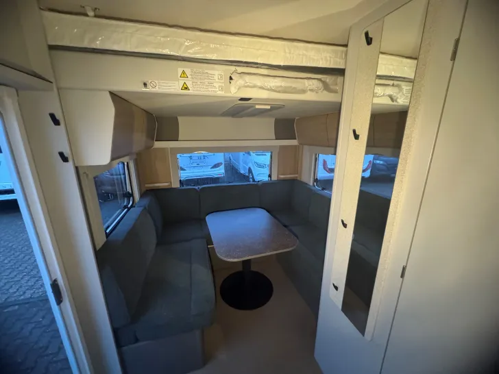 Fahrzeugbild Bürstner B66 Plus 510 TK 2.000 Kg - Duschpaket - #5