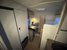 Fahrzeugbild Bürstner B66 Plus 510 TK 2.000 Kg - Duschpaket - #7