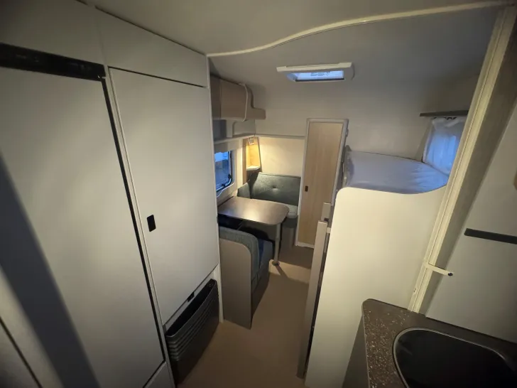 Fahrzeugbild Bürstner B66 Plus 510 TK 2.000 Kg - Duschpaket - #7