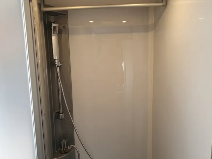 Fahrzeugbild Dethleffs Just Camp T 7052 EB 5 Sitzplätze #16