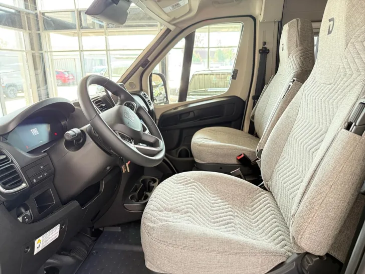 Fahrzeugbild Dethleffs Globetrail 640 HR Fiat Hubbett #8