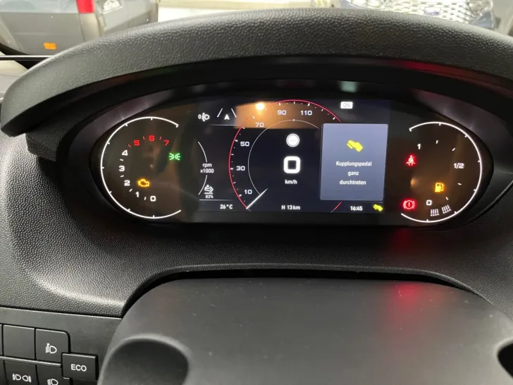 Fahrzeugbild Dethleffs Globetrail 540 DR Fiat Aufstelldach #15