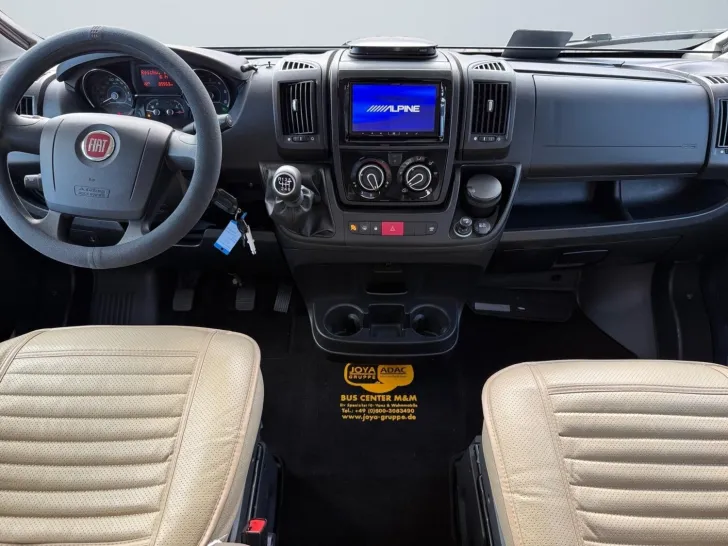 Fahrzeugbild Knaus Sky Traveller 500 DKG Verkauf NUR an Gewerbe #12