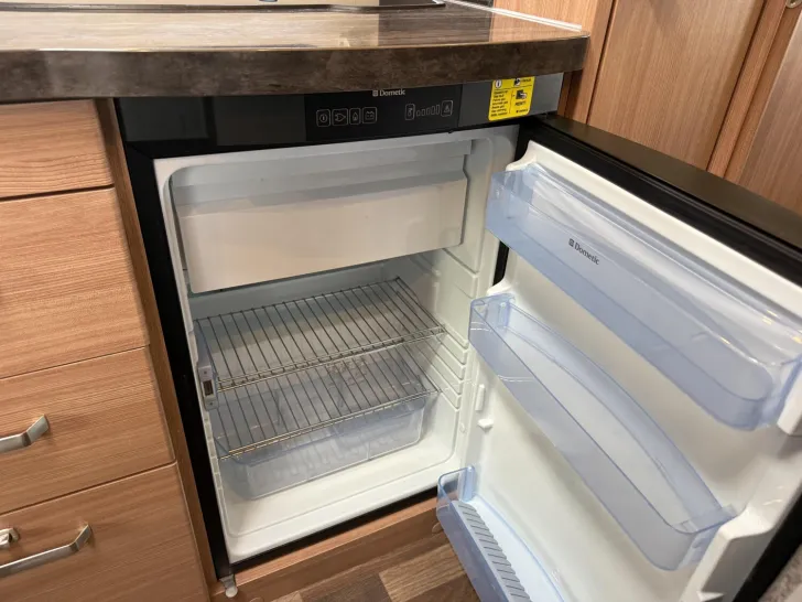 Fahrzeugbild Knaus Sky Traveller 500 DKG Verkauf NUR an Gewerbe #27