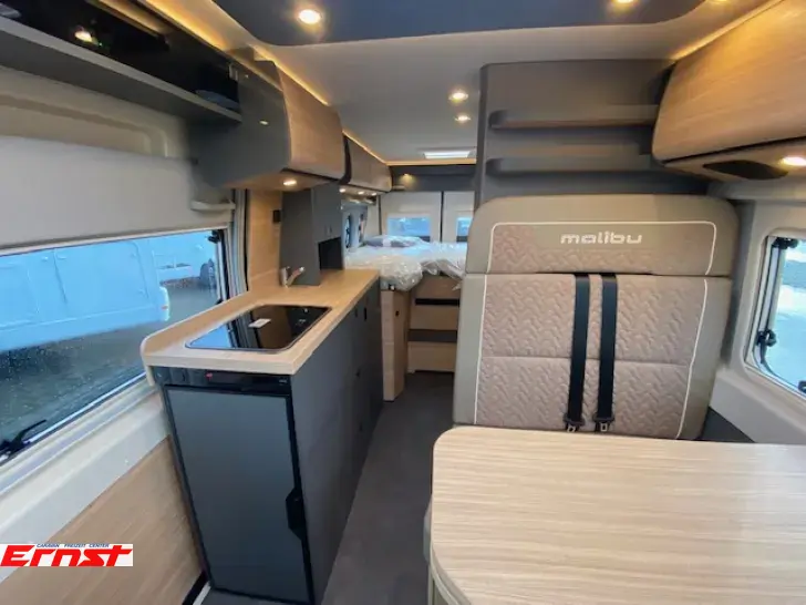 Fahrzeugbild Malibu Van First Class - Two Rooms 640 LE RB charming GT skyview #11
