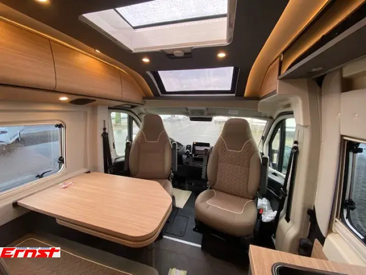 Fahrzeugbild Malibu Van First Class - Two Rooms 640 LE RB charming GT skyview #12