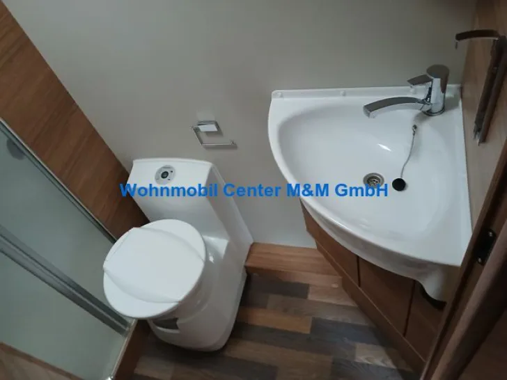 Fahrzeugbild Weinsberg CaraSuite 650 MF Modell 2024 5 Sitzplätze #9