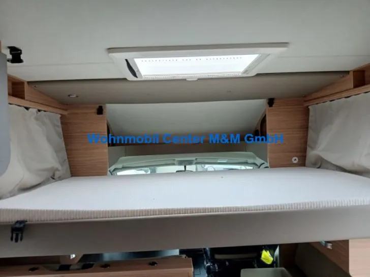 Fahrzeugbild Weinsberg CaraSuite 650 MF Modell 2024 5 Sitzplätze #11