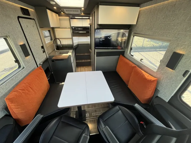 Fahrzeugbild Niesmann + Bischoff iSmove 6.9 E #4