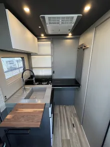 Fahrzeugbild Niesmann + Bischoff iSmove 6.9 E #7