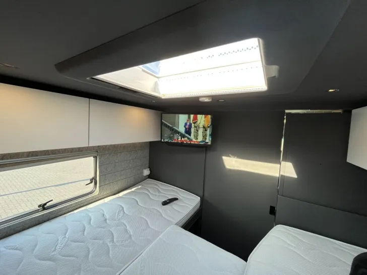 Fahrzeugbild Niesmann + Bischoff iSmove 6.9 E #10