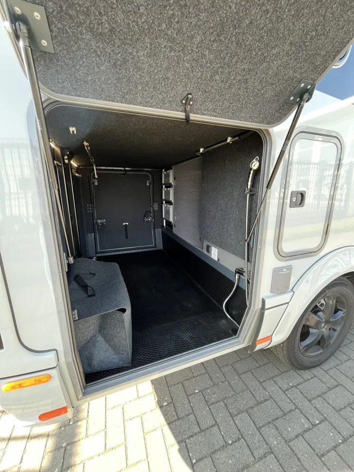 Fahrzeugbild Niesmann + Bischoff iSmove 6.9 E #15