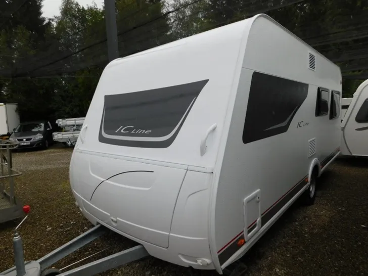 Fahrzeugbild Bürstner Premio 460 TS IC-Line, Klima, Kombidose, 1700KG #5