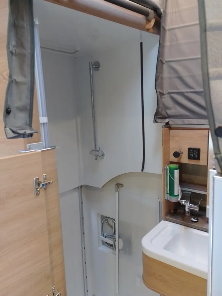 Fahrzeugbild Knaus Tourer CUV CUVISION 500 MQ aus Vermietflotte #13