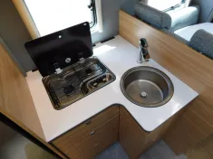 Bild 15 Dethleffs Just 90 T 6812 EB Navi+RFK, Hubbett, SAT+TV